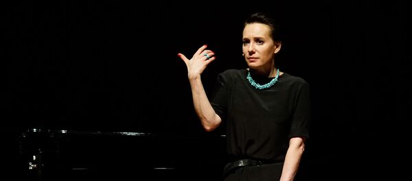 Чулпан Хаматова рассказала в Риге о своем боевом крещении - Sputnik Латвия