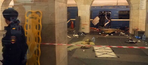 Взрывы в метро в Санкт-Петербурге Взрывы в метро в Санкт-Петербурге - Sputnik Латвия
