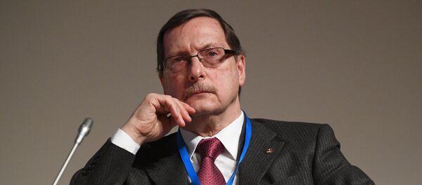 Ученый и политолог Алексей Арбатов - Sputnik Латвия