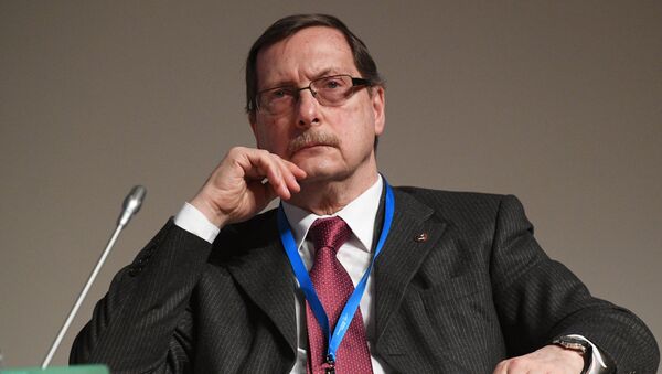 Ученый и политолог Алексей Арбатов - Sputnik Латвия