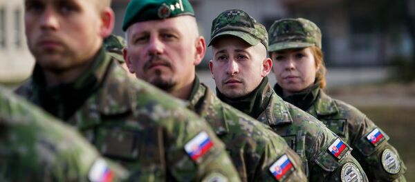 Словацкие военнослужащие на военной базе в Адажи Словацкие военнослужащие на военной базе в Адажи - Sputnik Latvija