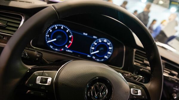 Приборная панель Volkswagen Golf 7 - Sputnik Латвия