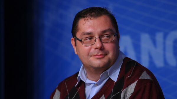Историк и политолог Владимир Симиндей - Sputnik Латвия