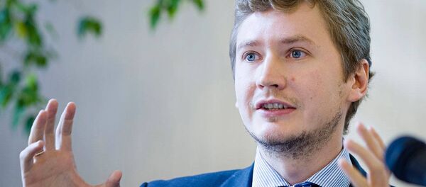 Политолог Андрей Сушенцов - Sputnik Латвия