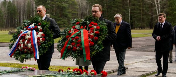 Посол России в Латвии Евгений Лукьянов и представители посольств Белоруссии и России - Sputnik Латвия