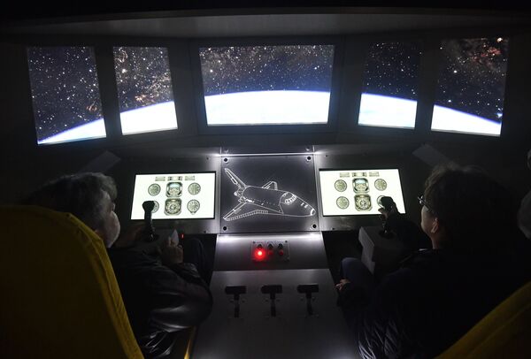 Приборная панель космического корабля Буран - Sputnik Латвия