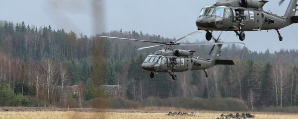 Учения вооруженных сил Воздушные Ястребы в мадонском крае Учения вооруженных сил Воздушные Ястребы в мадонском крае - Sputnik Latvija