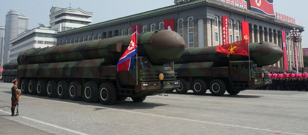 Korejas tautas armijas starpkontinentālo ballistisko raķešu palaišanas iekārtas Korejas tautas armijas starpkontinentālo ballistisko raķešu palaišanas iekārtas - Sputnik Latvija