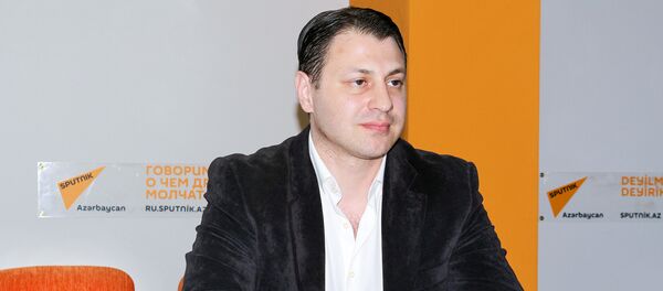 Политолог Анар Садыхов - Sputnik Латвия