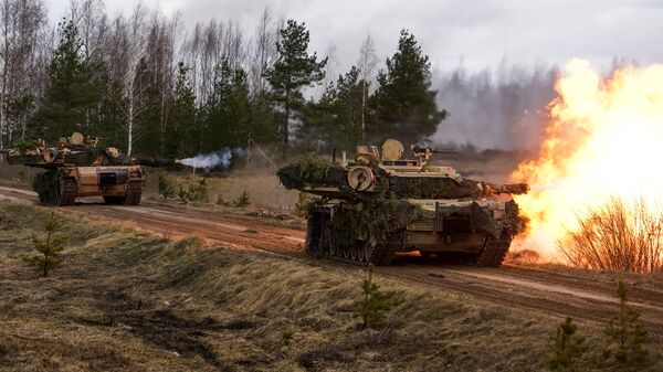 Танки M1 Abrams на учениях Summer Shield XIV в Латвии - Sputnik Латвия
