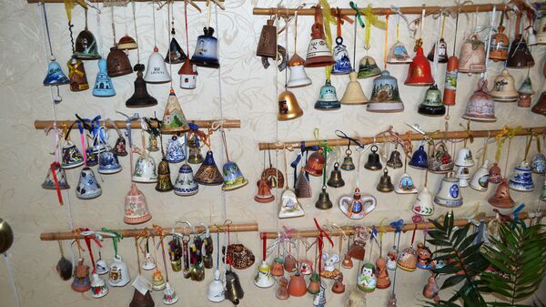 Колокольчики из коллекции Елены Киселевой Колокольчики из коллекции Елены Киселевой - Sputnik Латвия
