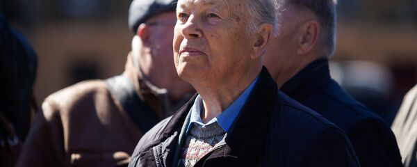 Альфред Петрович Рубикс  на митинге - Sputnik Латвия