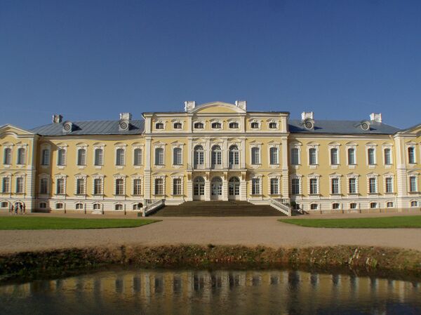 Рундальский замок в Латвии - Sputnik Латвия