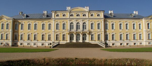 Рундальский замок в Латвии - Sputnik Латвия