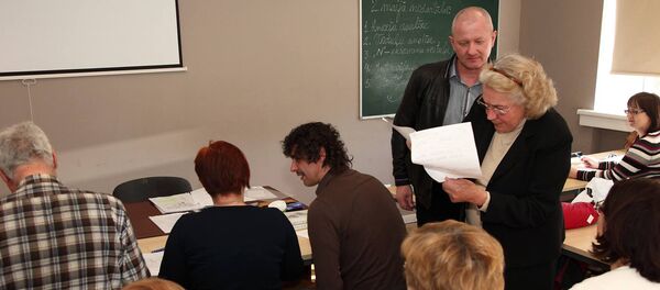 На последнем занятии 35-го набора курсантов - Sputnik Латвия