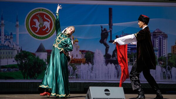 Народные танцы на празднике Сабантуй - Sputnik Латвия