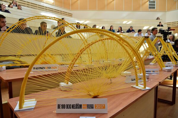 Мост из макарон команды Вильнюсского технического университета - Sputnik Латвия