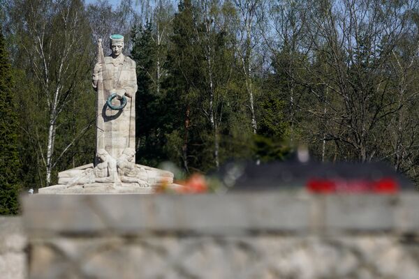 Братское кладбище в Риге - Sputnik Латвия