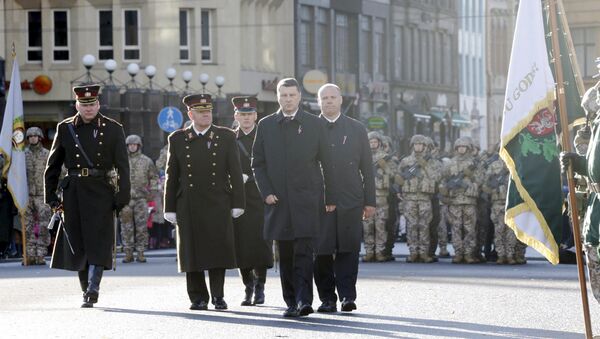 Участие и речь на военном параде в честь Дня Лачплесиса - Sputnik Латвия