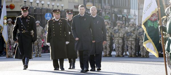 Участие и речь на военном параде в честь Дня Лачплесиса - Sputnik Латвия