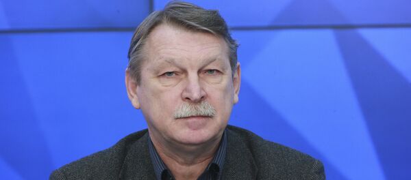 Заведующий отделом европейской безопасности Института Европы РАН Дмитрий Данилов - Sputnik Латвия