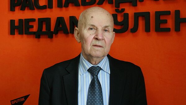 Специалист в области климатологии, академик Владимир Логинов - Sputnik Латвия