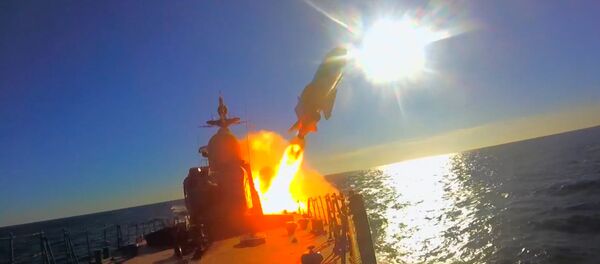 Видео Минобороны РФ ко дню Балтийского флота - Sputnik Латвия