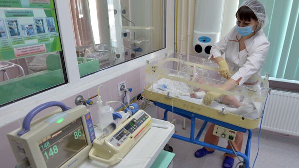 Осмотр новорожденного - Sputnik Латвия