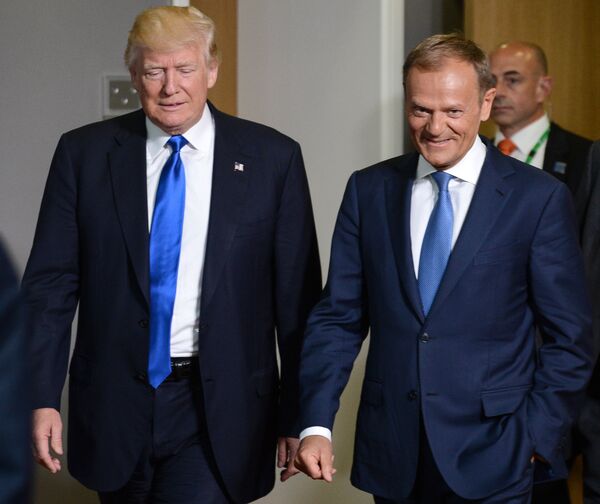 Президент США Дональд Трамп и председатель Европейского совета Дональд Туск Президент США Дональд Трамп и председатель Европейского совета Дональд Туск - Sputnik Латвия