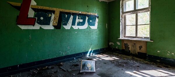 Заброшенная больница в Межапарке, Ленин и Латвия - Sputnik Латвия