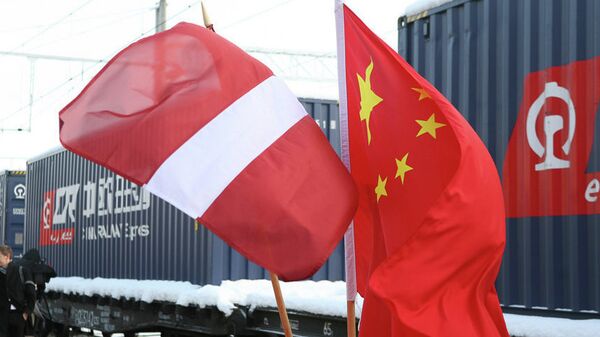 В Ригу прибыл первый поезд из Китая - Sputnik Латвия