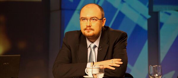 Политолог Денис Денисов - Sputnik Латвия