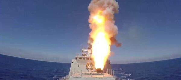 Пуск ракет Калибр по позициям ИГ*  Пуск ракет Калибр по позициям ИГ*  - Sputnik Latvija