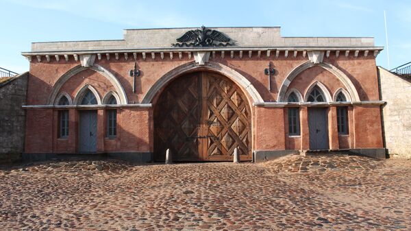 Внутренний фасад Николаевских ворот после реставрации - Sputnik Латвия