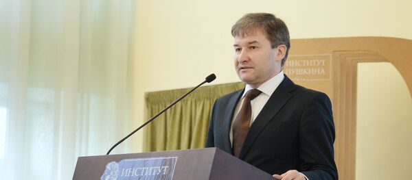 Декан филологического факультета Государственного института русского языка им. А.С.Пушкина Андрей Щербаков - Sputnik Латвия