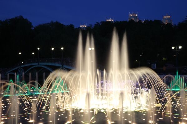 Фонтаны дворцово-паркового ансамбля Царицыно Фонтаны дворцово-паркового ансамбля Царицыно - Sputnik Латвия