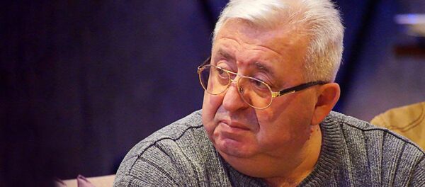 Шеф-редактор интернет-портала Мобильные телекоммуникации Леонтий Букштейн - Sputnik Латвия