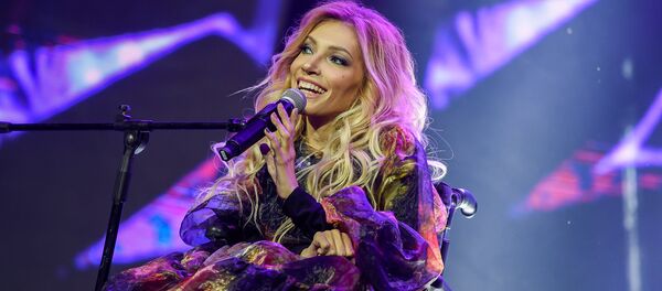 Российская певица Юлия Самойлова на конкурсе Мисс СНГ 2017 в Ереване - Sputnik Латвия