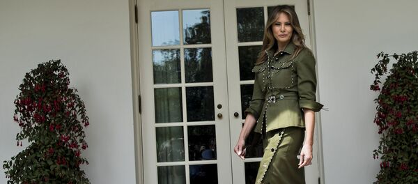 Melānija Trampa pie Baltā nama. Foto no arhīva Melānija Trampa pie Baltā nama. Foto no arhīva - Sputnik Latvija