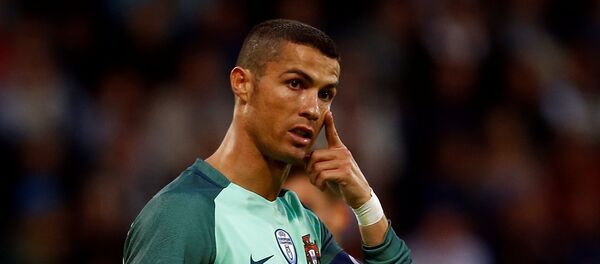 Real Madrid spēlētājs Krištianu Ronaldu Real Madrid spēlētājs Krištianu Ronaldu - Sputnik Latvija