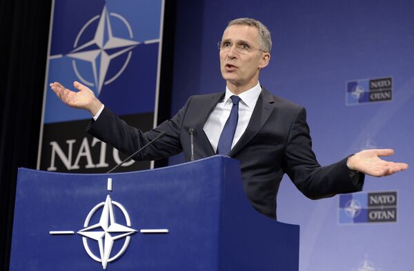 Генеральный секретарь НАТО Йенс Столтенберг  - Sputnik Латвия
