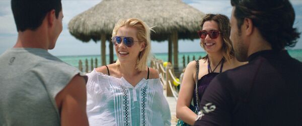 Кадр из фильма Синяя бездна - Sputnik Латвия