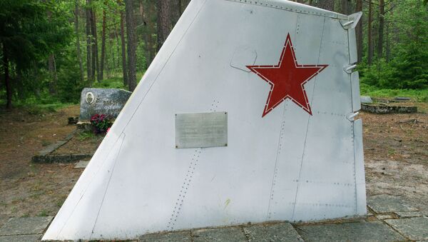 Военное кладбище в Эмари - Sputnik Latvija