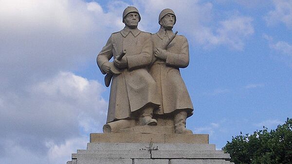 Памятник воинам Советской Армии и Войска Польского, Польша - Sputnik Латвия