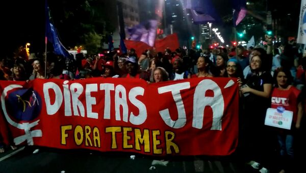 Акции протеста против президента Бразилии Мишела Темера - Sputnik Latvija