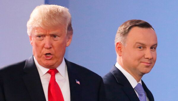 ASV prezidents Donalds Tramps un Polijas prezidents Andžejs Duda - Sputnik Latvija