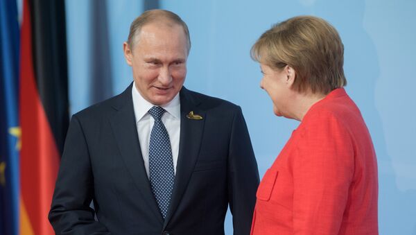 Президент РФ Владимир Путин и канцлер Германии Ангела Меркель - Sputnik Латвия