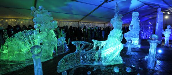 На 18 международном фестивале ледовой скульптуры в Елгаве - Sputnik Латвия