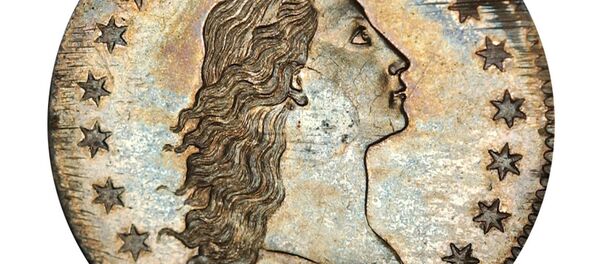 Серебряный доллар 1794 года под название Flowing Hair - Вьющиеся волосы - Sputnik Латвия