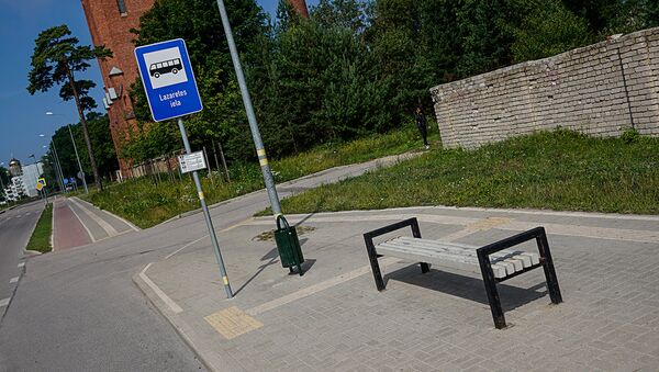 Остановка Улица Лазаретас на которой видеокамера автобуса зафиксировала Ваню - Sputnik Латвия